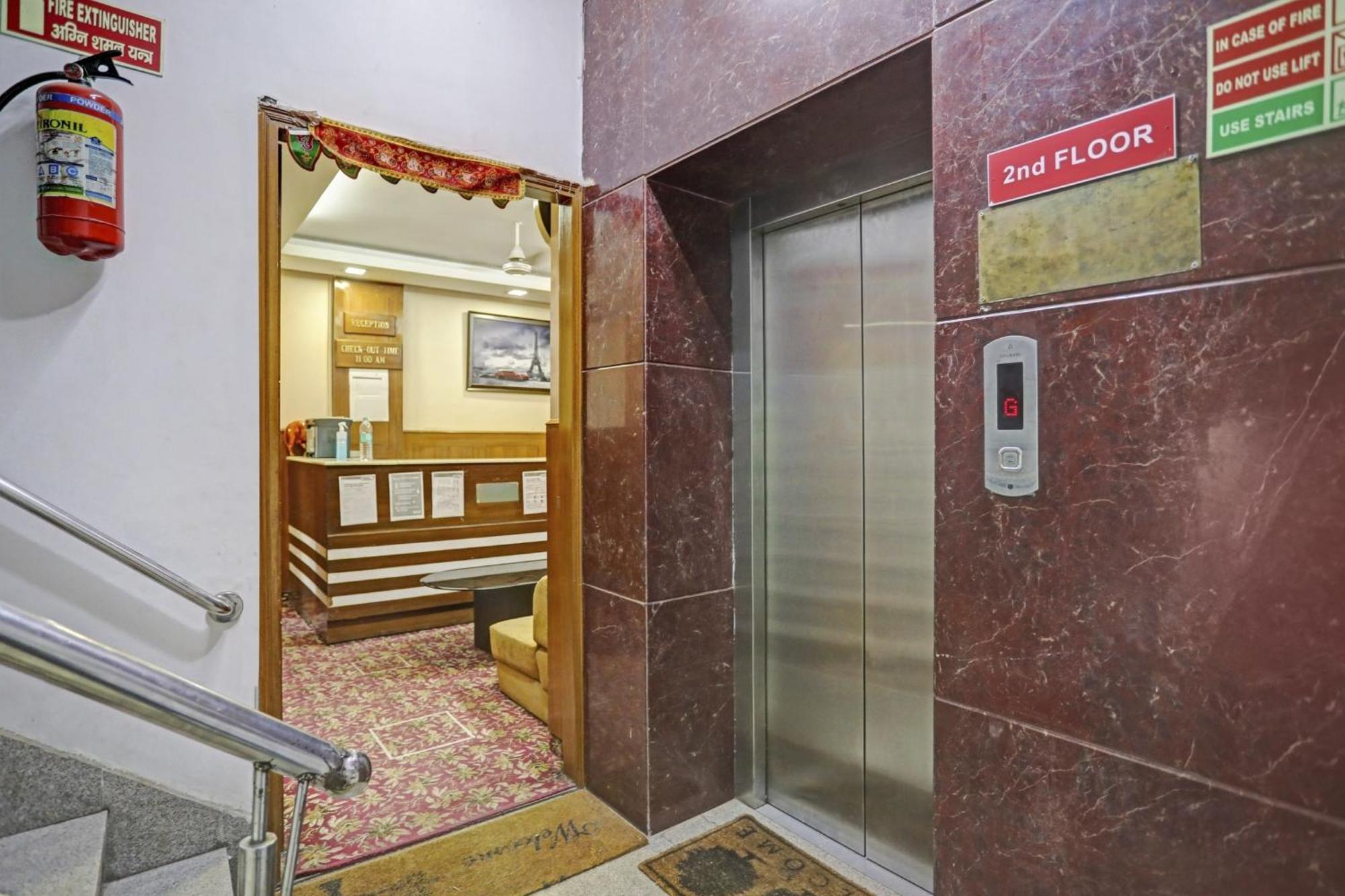 Hotel O Shivam Guest House Nové Dillí Exteriér fotografie